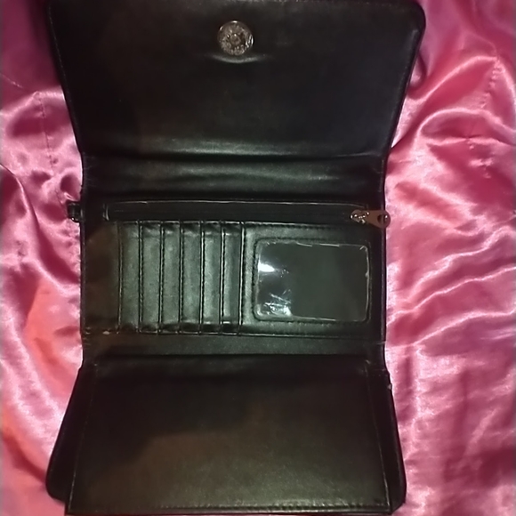 Ladies Wallet - Picture 5 of 11